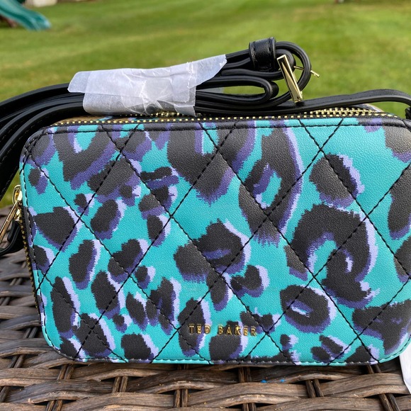 NWT Ted Baker Quiltt Leopard Print Camera HandBag / Bag in Olive - Picture 3 of 12